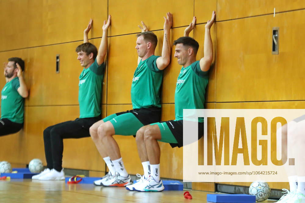 HBL1 training kick-off of SC DHfK Leipzig, 17 07 25 Adam Lönn 15, SC DHfK Leipzig center , right next to Lucas Krzikalla 8, SC DHfK Leipzig Handball, DAIKIN HBL, season 2025 2026, training kick-off of SC DHfK Leipzig on 17 07 25 in the Quarterback Immobilien Arena Leipzig Kleine Arena