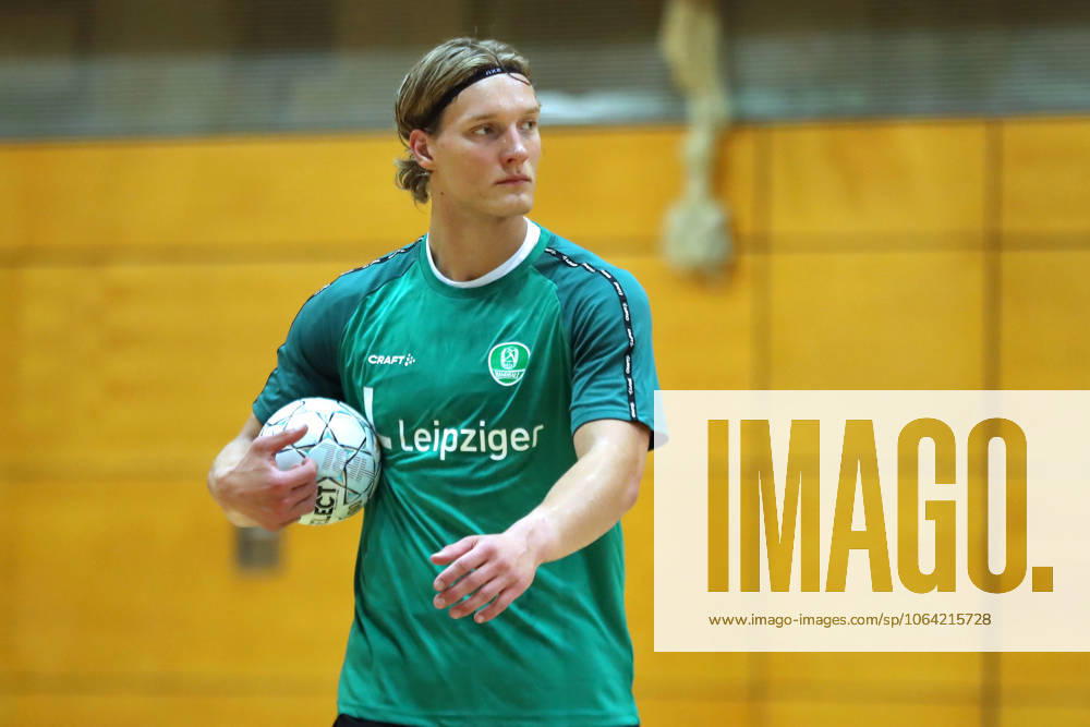 HBL1 Training kick-off of SC DHfK Leipzig, 17 07 25 Blaer Hinriksson 44, SC DHfK Leipzig with a handball in his arm Handball, DAIKIN HBL, Season 2025 2026, Training kick-off of SC DHfK Leipzig on 17 07 25 in the Quarterback Immobilien Arena Leipzig Kleine Arena