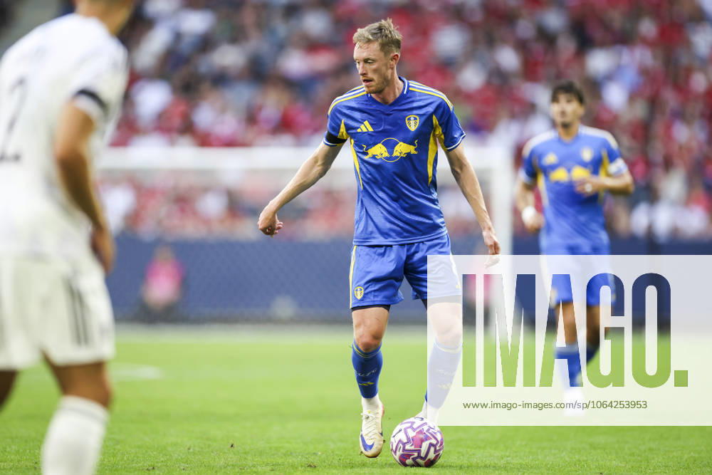 Manchester United, ManU FC v Leeds United FC, Pre-Season Friendly, Stockholm Leeds United Sean Longstaff (8) during the Manchester United FC v Leeds United FC Pre-Season Friendly match at the Strawberry Arena, Stockholm, Sweden on 19 July 2025 Credit: Phil Duncan Every Second Media Editorial use only. All images are copyright Every Second Media Limited. No images may be reproduced without prior permission.
