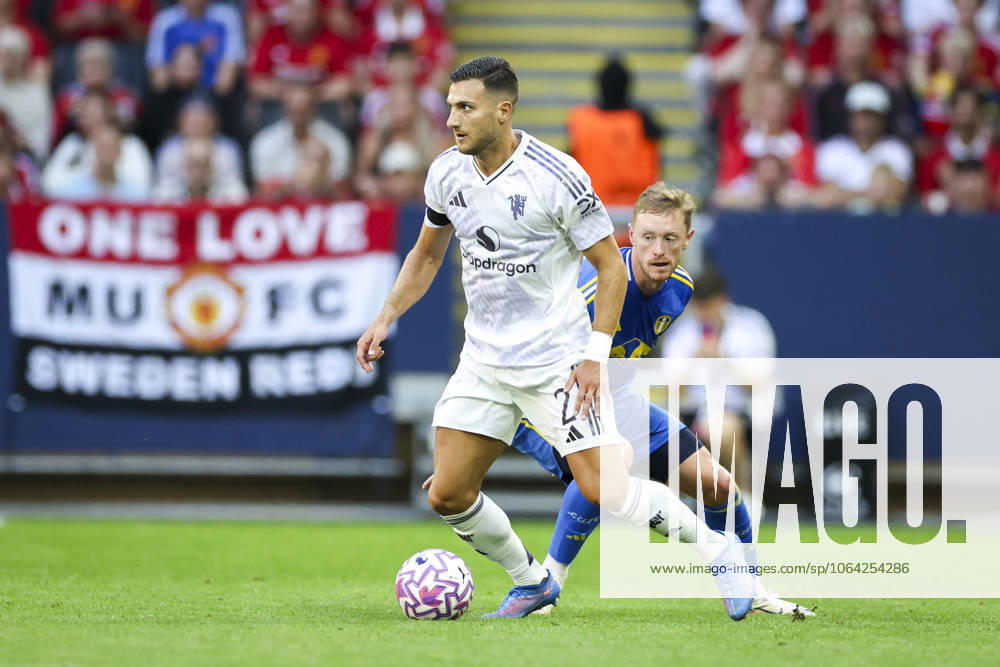 Manchester United, ManU FC v Leeds United FC, Pre-Season Friendly, Stockholm Manchester United defender Diogo Dalot (2) battles with Leeds United Sean Longstaff (8) during the Manchester United FC v Leeds United FC Pre-Season Friendly match at the Strawberry Arena, Stockholm, Sweden on 19 July 2025 Credit: Phil Duncan Every Second Media Editorial use only. All images are copyright Every Second Media Limited. No images may be reproduced without prior permission.