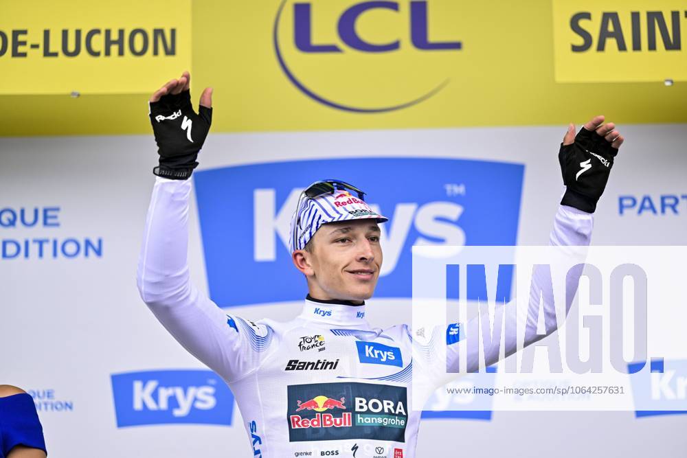 German Florian Lipowitz of RedBull-BORA-hansgrohe celebrates on the podium in the white jersey for best young rider after stage 14 of the 2025 Tour de France cycling race, from Pau to Luchon-Superbagneres (183 km), on Saturday 19 July 2025 in France. The 112th edition of the Tour de France starts on Saturday 5 July in Lille, France, and will finish in Paris, France on the 27th of July. DIRKxWAEM x129574440x