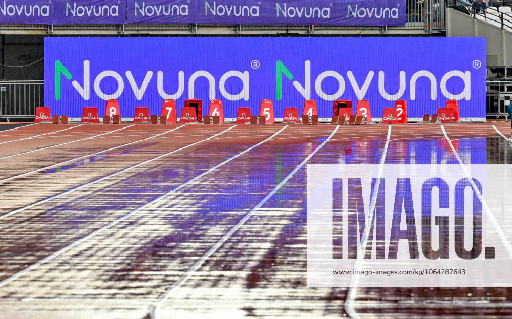 Novuna London Athletics Meet, London, UK. 19 July 2025. London, UK, 19 July 2025. The home straight during the rain at the Novuna London Athletics Meet 2025, part of the Wanda Diamond League at London Stadium, Queen Elizabeth Park, London, UK., Credit:Lee Floyd Avalon UK, London, London Stadium, Queen Elizabeth