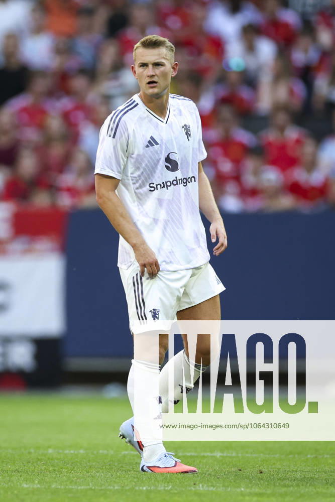 Manchester United, ManU FC v Leeds United FC, Pre-Season Friendly, Stockholm Manchester United defender Matthijs de Ligt (4) during the Manchester United FC v Leeds United FC Pre-Season Friendly match at the Strawberry Arena, Stockholm, Sweden on 19 July 2025 Credit: Phil Duncan Every Second Media Editorial use only. All images are copyright Every Second Media Limited. No images may be reproduced without prior permission.
