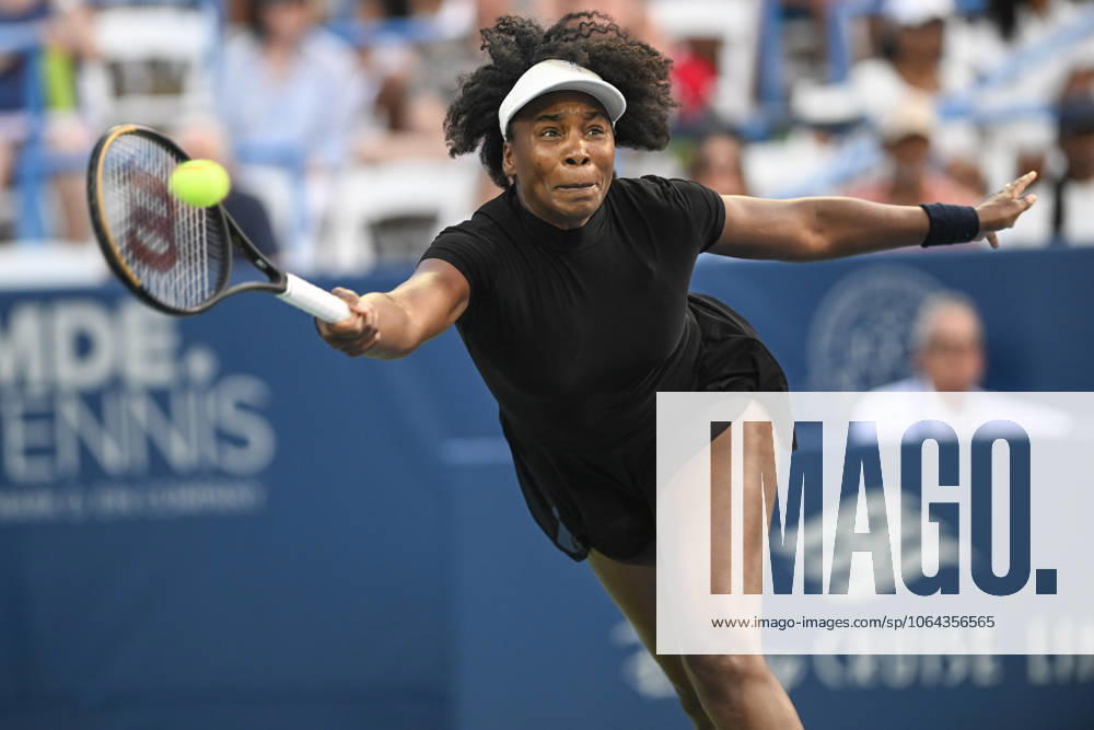 VENUS WILLIAMS hits a forehand during her match against Peyton Stearns at the Rock Creek Tennis Center. Washington USA - ZUMAg196 20250722_zap_g196_021
