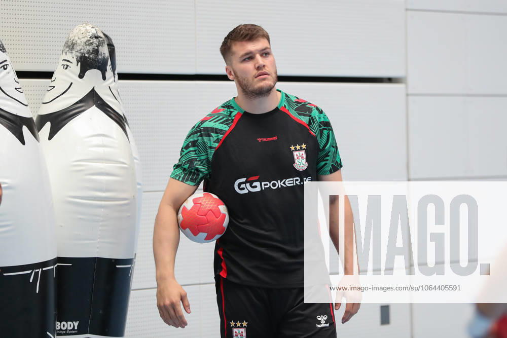 Handball Daikin HBL SC Magdeburg training kick-off 2025 season 26, v l Elvar Oern Jonsson Magdeburg, Magdeburg