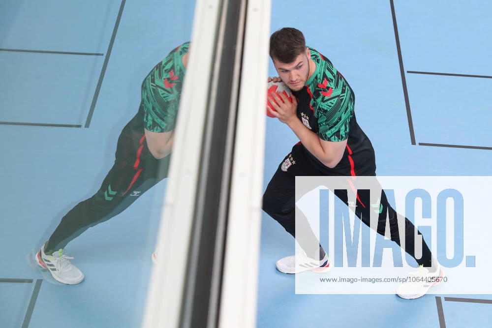 Handball, Daikin HBL, SC Magdeburg Training kick-off 2025 26 v l Elvar Örn Jonsson Magdeburg Magdeburg