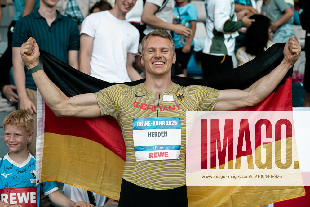 Luka Herden LG Brillux Muenster, Long Jump Men , GER, Athletics, FISU World University Games Summer 2025, Lohrheidestadion, Wattenscheid, 24 07 2025, GER, Athletics, FISU World University Games Summer 2025, Lohrheidestadion, Wattenscheid, 24 07 2025 Wattenscheid