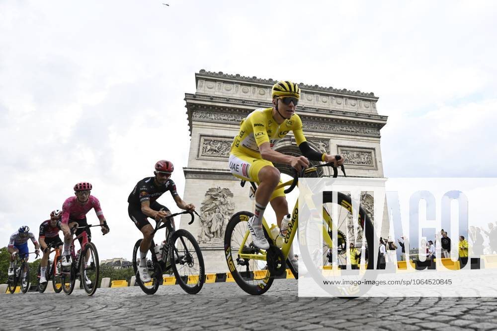 Tour de France 2025 Stage 21 PARIS CHAMPS-ELYSEES, FRANCE - JULY 27 : Pogacar Tadej (SLO) of UAE Team Emirates, Alaphilippe Julian (FRA) of Tudor Pro Cycling Team at the Arc de Triomphe during stage 21 of the 112th edition of Tour de France an UCI World Tour 2.UWT cycling road race stage for Men Elite of 120 km with start in Mantes-la-Ville and finish in Paris Champs-Elysees on July 27, 2025 in Paris Champs-Elysees, France, 27 07 2025 ( Motordriver Kenny Verfaillie - Paris Champs-Elysees France