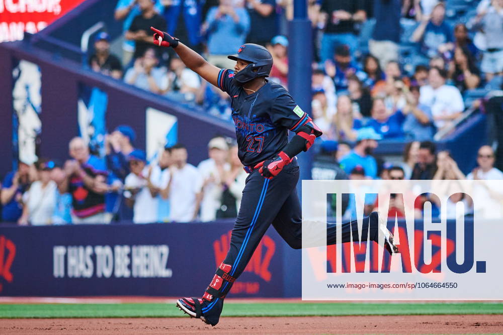 Toronto Blue Jays first base Vladimir Guerrero Jr. (27) rounds the bases after hitting a home run against the Kansas City Royals during first inning MLB, Baseball Herren, USA baseball action in Toronto, Friday, Aug. 1, 2025. Canada News - August 1, 2025 - ZUMAc35_ 20250801_zaf_c35_138