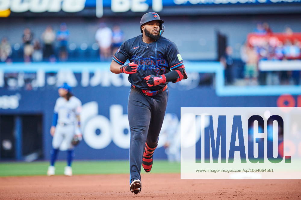 Toronto Blue Jays first base Vladimir Guerrero Jr. (27) rounds the bases after hitting a home run against the Kansas City Royals during first inning MLB, Baseball Herren, USA baseball action in Toronto, Friday, Aug. 1, 2025. Canada News - August 1, 2025 - ZUMAc35_ 20250801_zaf_c35_139