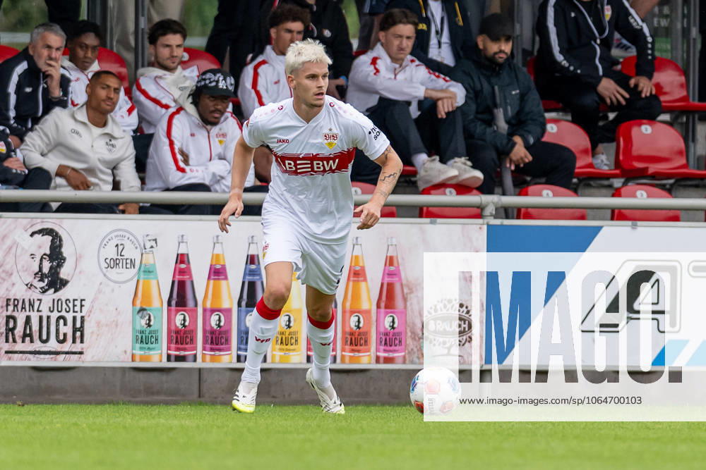 Ramon Hendriks VfB Stuttgart, 3 GER, VfB Stuttgart vs Toulouse FC, Football, Test match, Season 2025 2026, 02 08 2025 GER, VfB Stuttgart vs Toulouse FC, Football, Test match, Season 2025 2026, 02 08 2025 Heimstetten