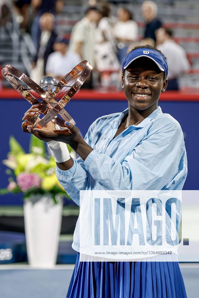 Victoria Mboko Canada after her first title of her career at the WTA Masters 1000 de Montrà al on IGA Centre Court against Naomi Osaka Japan TENNIS WTA 1000 NATIONAL BANK OPEN 2025 FINALE MBOKO OSAKA IGA STADIUM MONTREAL CANADA 07 08 2025 Montassar Yazidi PRESSE SPORTS MONTREAL IGA STADIUM Canada GermanyxJapanxUKxFrancexBelgiumxOUT