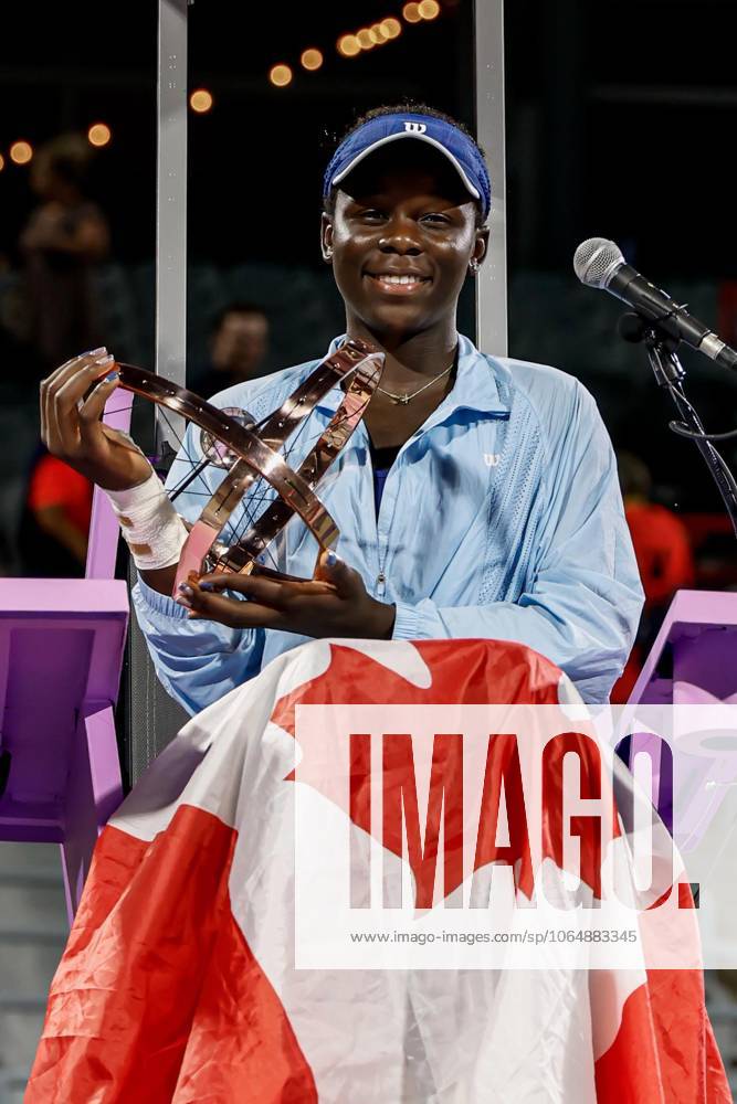Victoria Mboko Canada after her first title of her career at the WTA Masters 1000 de MontrÃ al on IGA Centre Court against Naomi Osaka Japan TENNIS WTA 1000 NATIONAL BANK OPEN 2025 FINALE MBOKO OSAKA IGA STADIUM MONTREAL CANADA 07 08 2025 Montassar Yazidi PRESSE SPORTS MONTREAL IGA STADIUM Canada GermanyxJapanxUKxFrancexBelgiumxOUT