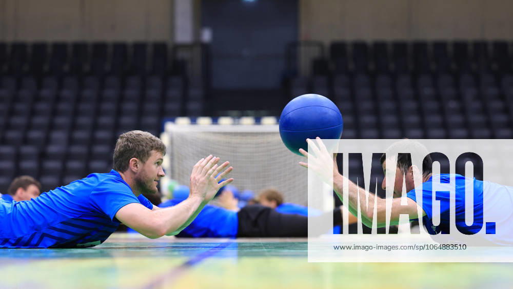 HANDBALL - HBL, Kiel, training camp GRAZ,AUSTRIA,08.AUG.25 - HANDBALL - HBL Handball-Bundesliga, THW Kiel, training. Image shows Magnus Landin Jacobsen and Domagoj Duvnjak (Kiel). GEPAxpictures Buehner-Weinrauch