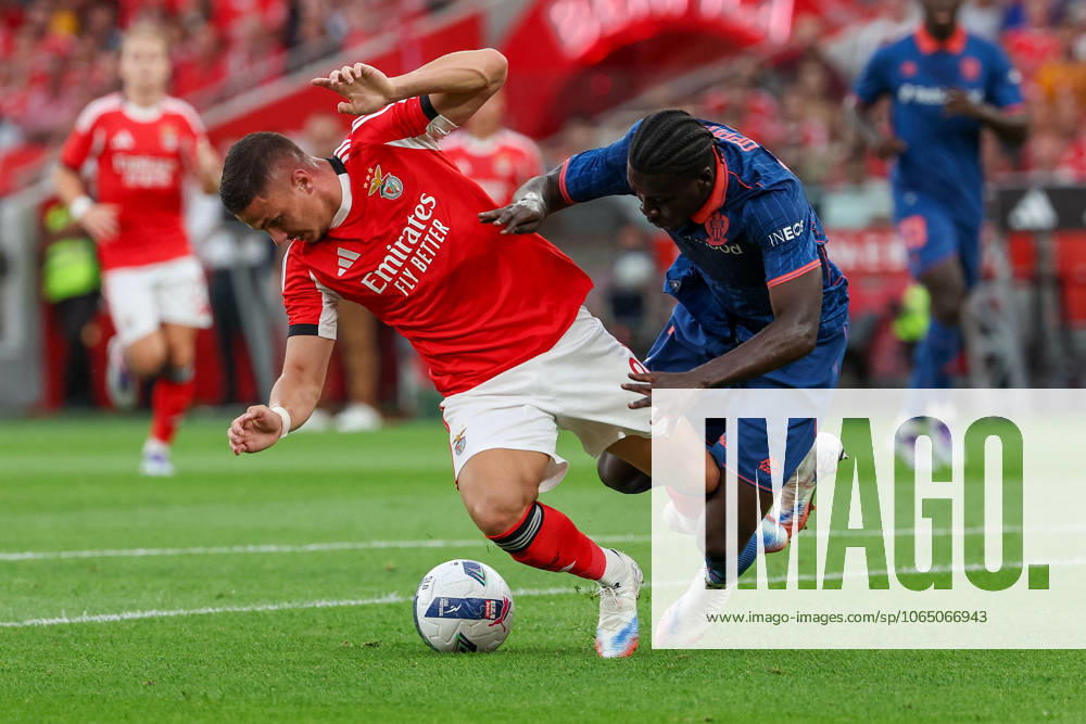 Portugal, Lisbon 2025 08 12 Second leg Third qualifying round Uefa Champions League 2025 26 , S L Benfica OGC Nice v l , Ivanovic S L Benfica , Kojo Peprah Oppong OGC Nice duel, action, action, battles for the ball in the penalty area
