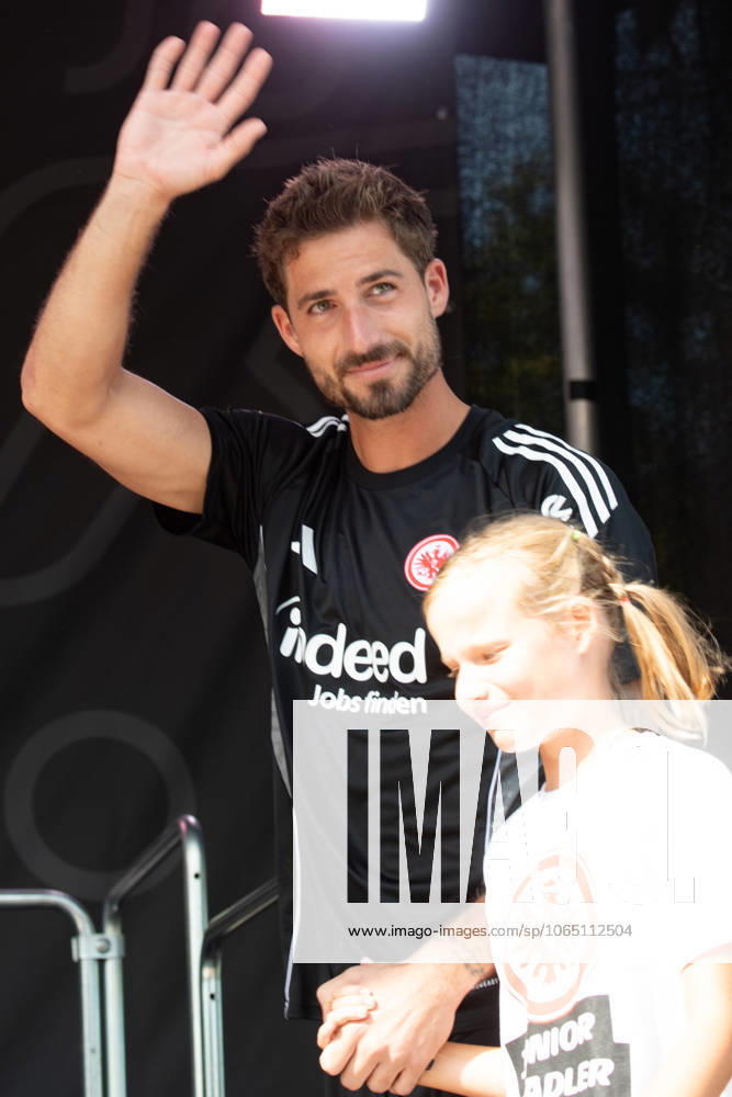 2025 08 13 Family Day of Eintracht Frankfurt v l , goalkeeper, goalkeeper Kevin Trapp Eintracht Frankfurt welcomes the fans