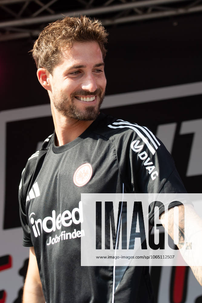 2025 08 13 Family Day of Eintracht Frankfurt v l , goalkeeper, goalkeeper Kevin Trapp Eintracht Frankfurt welcomes the fans