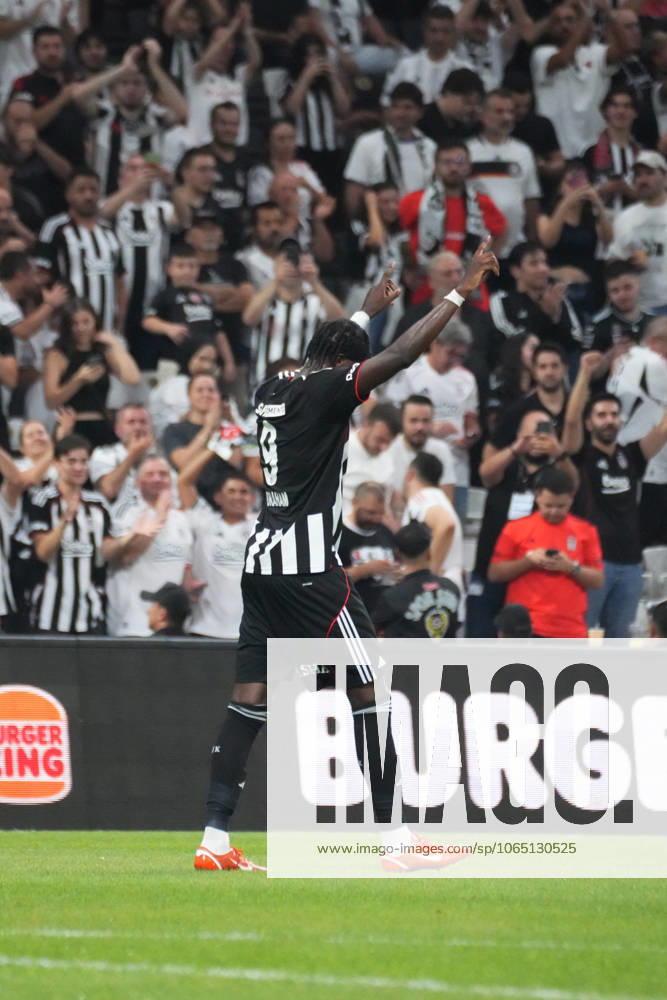 Tammy Abraham of Besiktas celebrates after scoring the second goal of his team during the UEFA Conference League 2025 26 Third Qualifying Round Second Leg match between Besiktas and St Patricks at Tupras Stadium on August 14, 2025 in Istanbul , Turkey. ( Photo by Seskimphoto ) Istanbul Turkey Istanbul Turkey