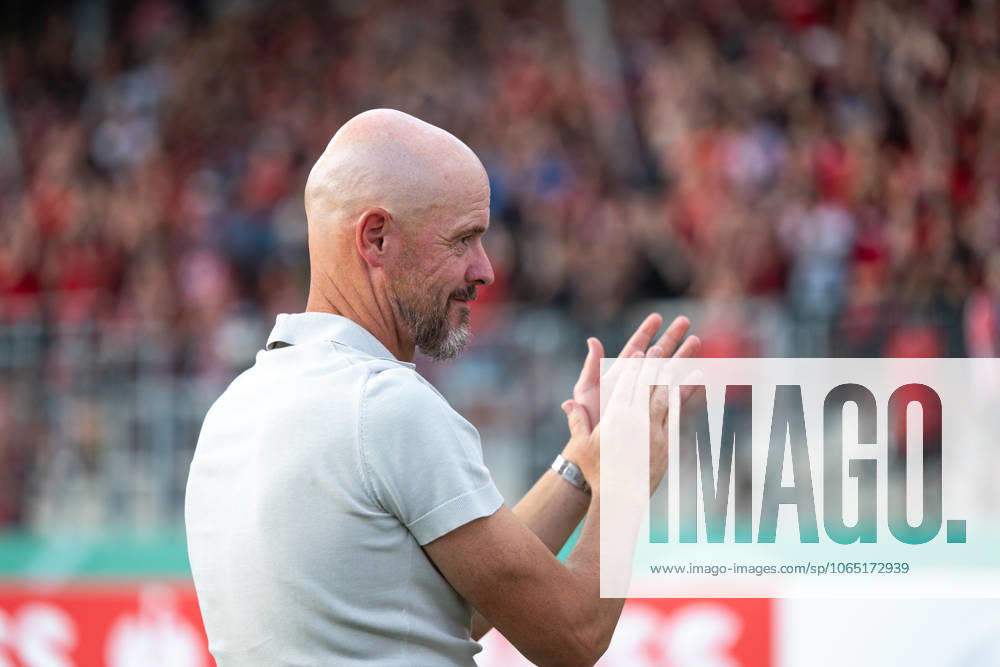 Erik ten Hag Bayer Leverkusen, Trainer , GER, SG Sonnenhof Großaspach vs Bayer 04 Leverkusen, Fußball Herren DFB Pokal, 1 Runde, Saison 2025 2026, 15 08 2025 DFB regulations prohibit any use of photographs as image sequences and or quasi video GER, SG Sonnenhof Großaspach vs Bayer 04 Leverkusen, Fußball Herren DFB Pokal, 1 Runde, Saison 2025 2026, 15 08 2025 Aspach