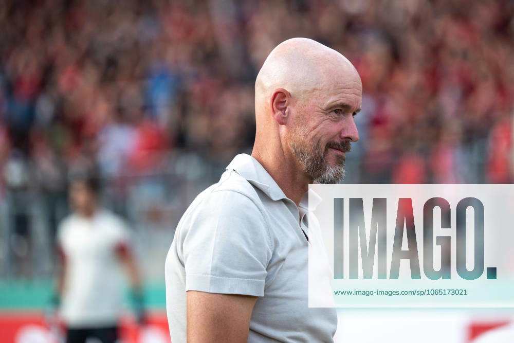 Erik ten Hag Bayer Leverkusen, Trainer , GER, SG Sonnenhof Großaspach vs Bayer 04 Leverkusen, Fußball Herren DFB Pokal, 1 Runde, Saison 2025 2026, 15 08 2025 DFB regulations prohibit any use of photographs as image sequences and or quasi video GER, SG Sonnenhof Großaspach vs Bayer 04 Leverkusen, Fußball Herren DFB Pokal, 1 Runde, Saison 2025 2026, 15 08 2025 Aspach