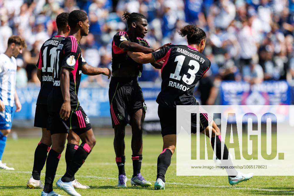Guilherme Ramos Hamburger SV celebrates the goal to 1 1 with Ransford Koenigsdorfer Hamburger SV , Warmed Omari Hamburger SV , Fabio Balde Hamburger SV , FK 03 Pirmasens vs Hamburger SV, Football, DFB Pokal, 1 Round, Season 2025 2026, 16 08 2025 FK 03 Pirmasens vs Hamburger SV, Football, DFB Pokal, 1 Round, Season 2025 2026
