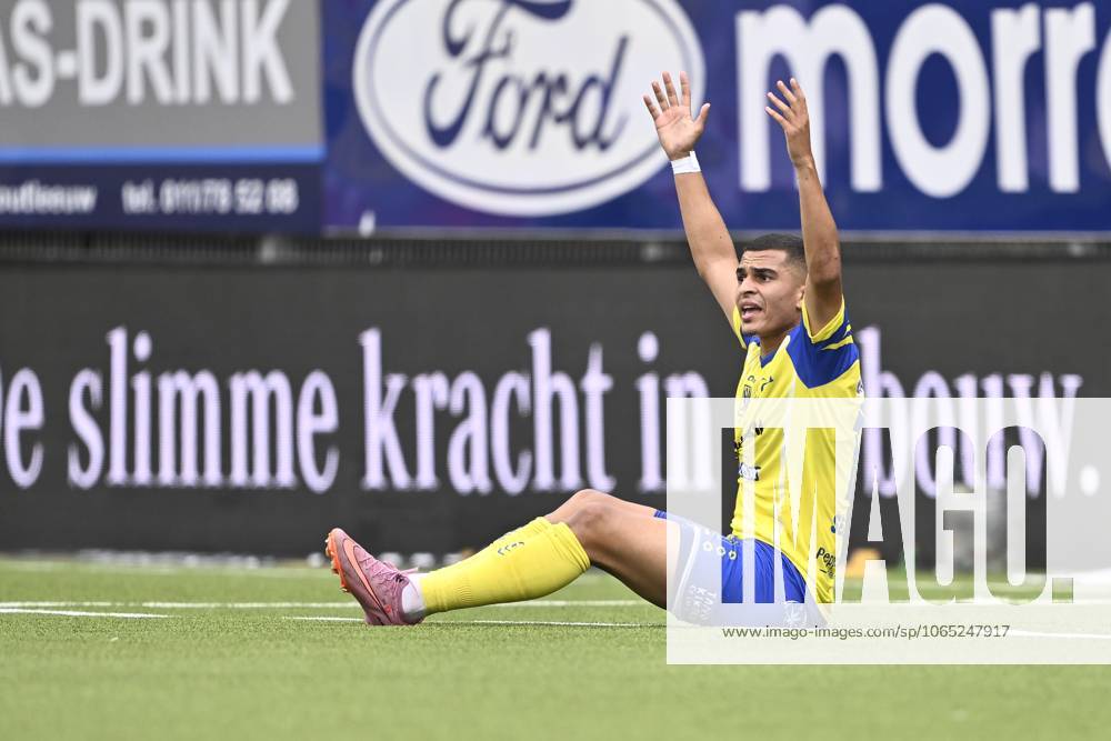 STVV s Ilias Sebaoui pictured during a soccer match between Sint-Truiden VV and RAAL La Louviere, Sunday 17 August 2025 in Sint-Truiden, on the day 4 of the 2025-2026 Jupiler Pro League first division of the Belgian championship. JOHAN EYCKENS JohanxEyckens x131399289x