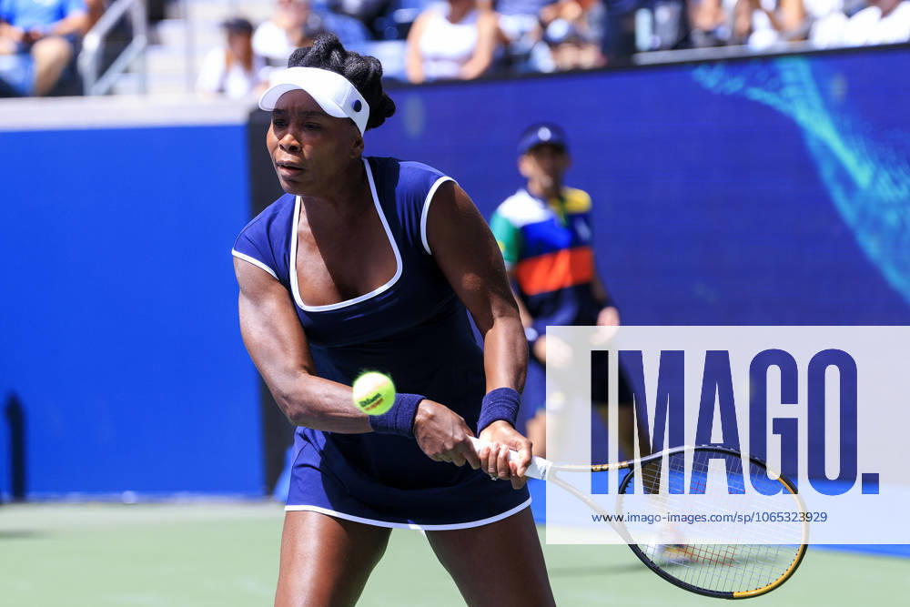 Venus Williams (in photo) and Reilly Opelka during a mix doubles match against Karolina Muchova and Andrey Rublev at the 2025 US Open at USTA Billie Jean King National Tennis Center on Tuesday August 19, 2025 in the Flushing neighborhood of the Queens borough of New York City. JAVIER ROJAS PI Flushing Meadows USA - ZUMAp124 20250819_zaa_p124_017