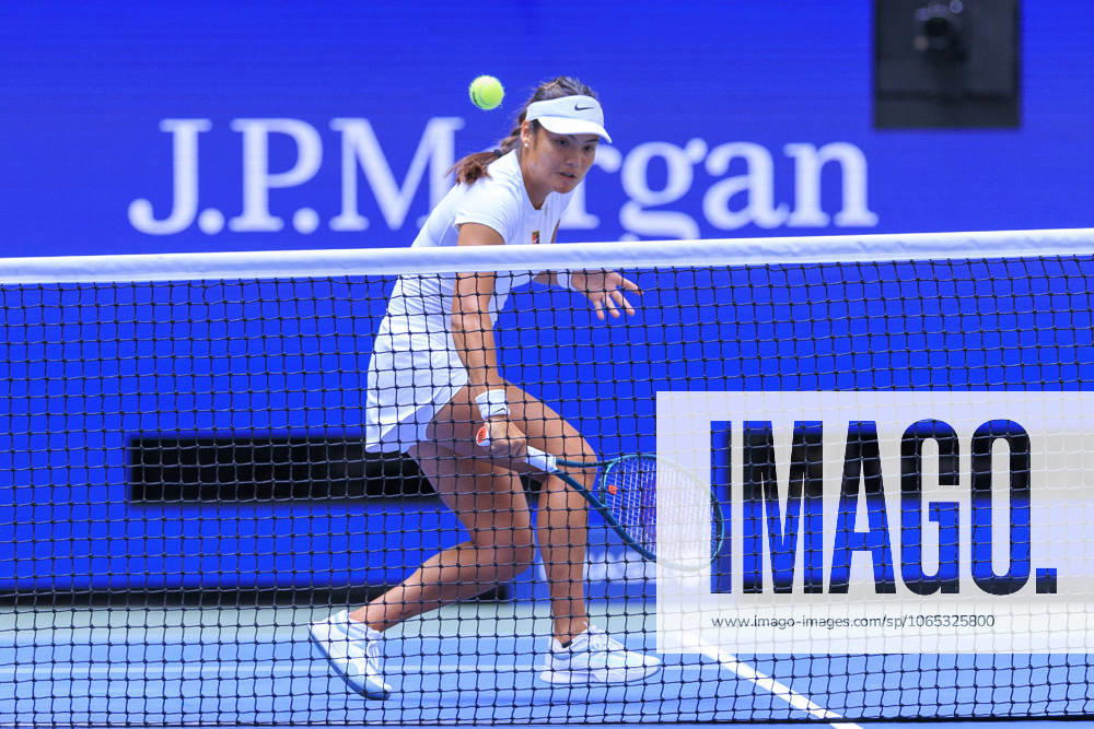 Emma Raducanu (in photo) and Carlos Alcaraz during a mix doubles match against Jessica Pegula and Jack Draper at the 2025 US Open at USTA Billie Jean King National Tennis Center on Tuesday August 19, 2025 in the Flushing neighborhood of the Queens borough of New York City. JAVIER ROJAS PI Flushing Meadows USA - ZUMAp124 20250819_zaa_p124_056