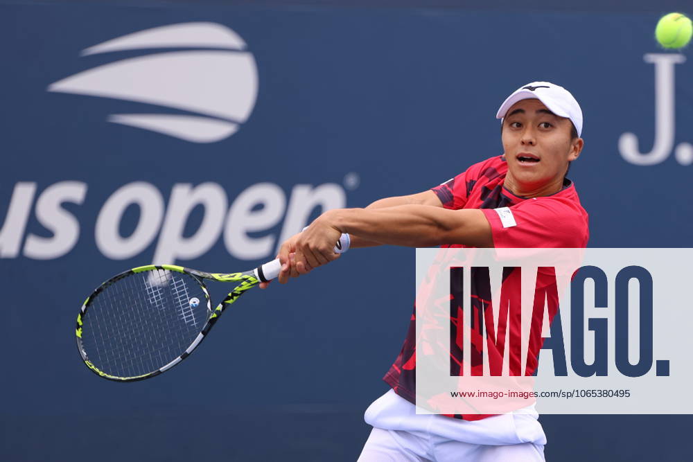 TENIS US OPEN 2025 21082025 N Z YUTA SHIMIZU W TRAKCIE MECZU DRUGIEJ RUNDY KWALIFIKACJI TURNIEJU WIELKIEGO SZLEMA US OPEN 2025 MARCIN CHOLEWINSKI NEWSPIX.PL TENNIS US OPEN 2025 21082025 YUTA SHIMIZU DURING THE MATCH IN THE SECOND ROUND OF QUALIFICATION NEWSPIX.PL --- newspix.pl