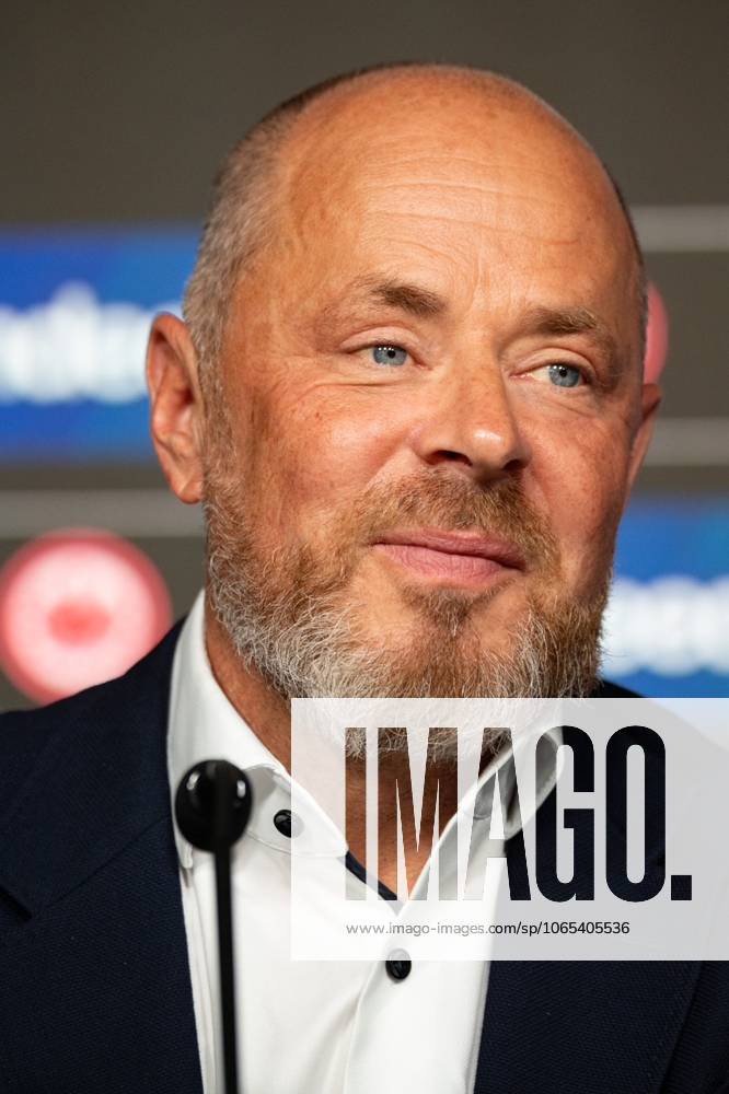 2025 08 22 Football 1 Bundesliga Eintracht Frankfurt season kick-off press conference with board spokesman Axel Hellmann v l , Indeed Frank Hensgens is satisfied