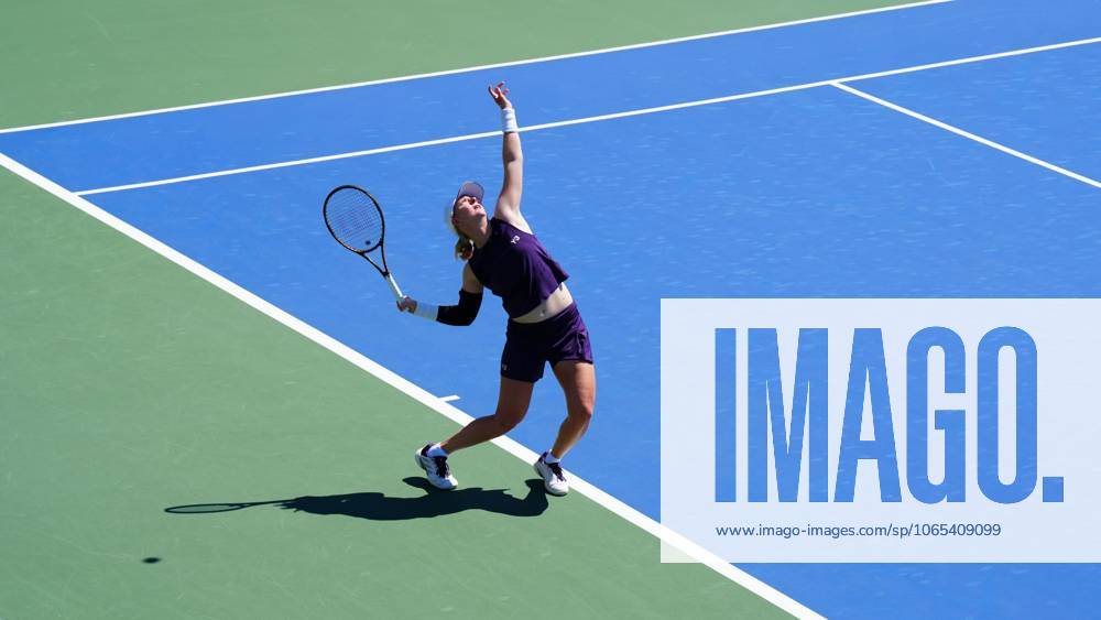 Francesca Jones in final round qualifying action 2025 US Open, Friday Previews, USTA Billie Jean King National Tennis Center, New York, USA - 22 Aug 2025New York USTA Billie Jean King National T New York (NY) United States of America