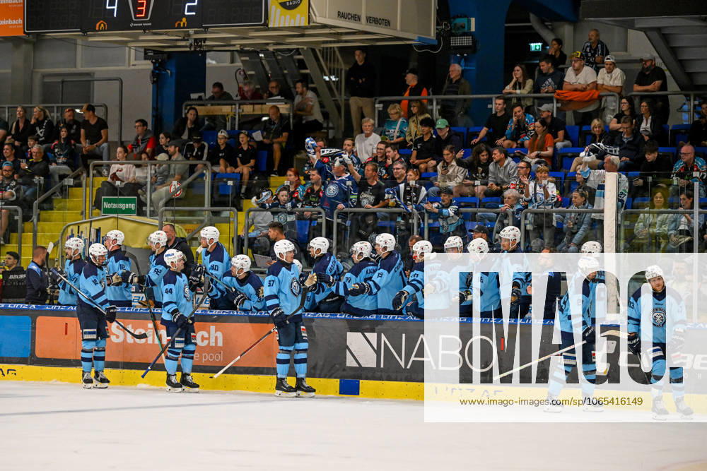 Eishalle Linz, AUT, ice hockey preparation test match, Black Wings Linz AUT vs HK Nitra SVK , in the picture Team HK Nitra Linz Oberoesterreich Austria