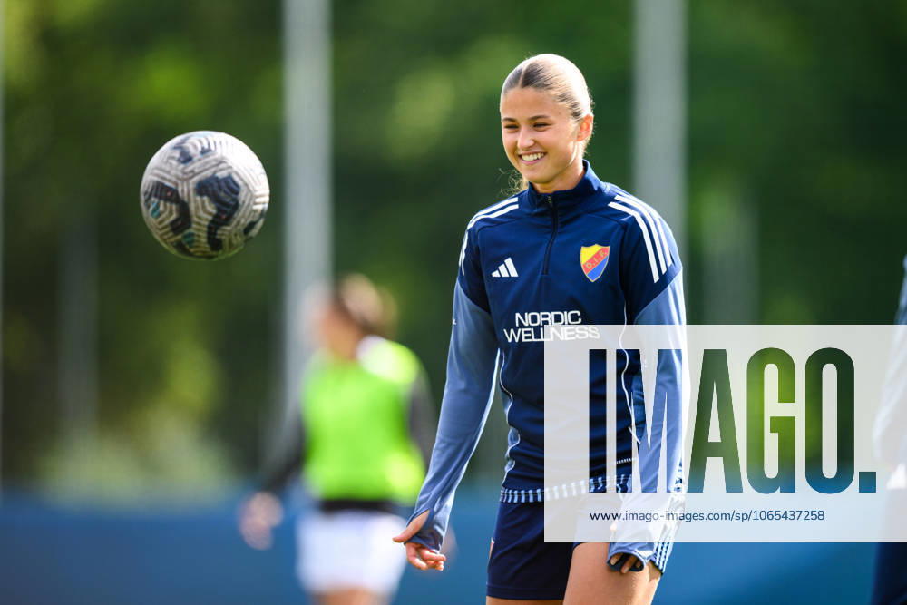 Djurgardens Meja Staffansson before the football match in Damallsvenskan between AIK and Djurgarden on August 23, 2025 in Stockholm