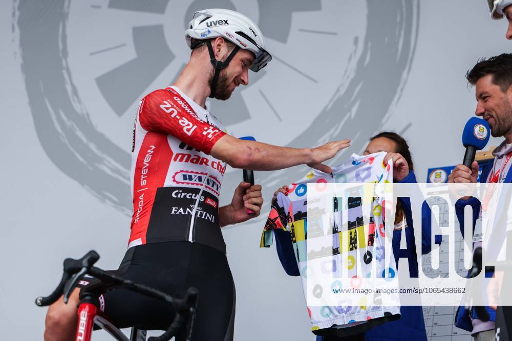 Cycling UCI ProSeries Men Elite LIDL Deutschland Tour 2025 Stage 3 Arnsberg Kassel on 23 08 2025 Jonas Rutsch INTERMARCHE WANTY receives the Community Jersey