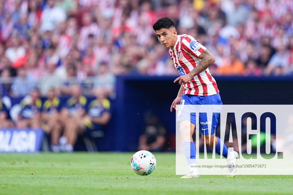 Thiago Almada of Atletico de Madrid in action during the Spanish League, LaLiga EA Sports, football match played between Atletico de Madrid and Elche CF at Riyadh Air Metropolitano stadium on August 23, 2025, in Madrid, Spain. Madrid Spain - ZUMAa181 20250823_zaa_a181_185