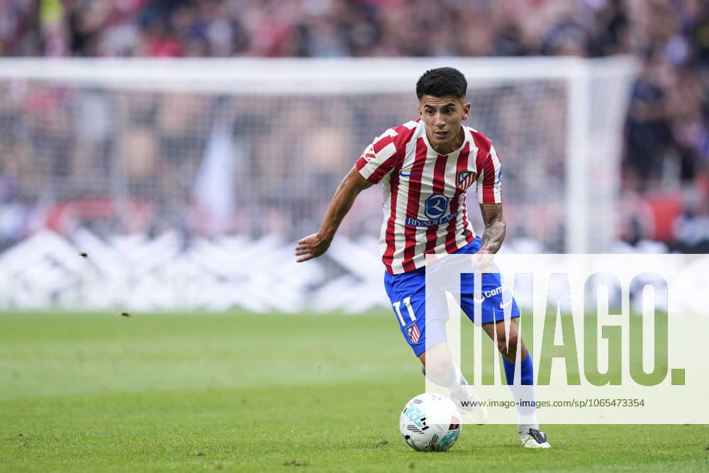 Thiago Almada of Atletico de Madrid in action during the Spanish League, LaLiga EA Sports, football match played between Atletico de Madrid and Elche CF at Riyadh Air Metropolitano stadium on August 23, 2025, in Madrid, Spain. Madrid Spain - ZUMAa181 20250823_zaa_a181_176