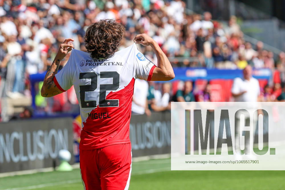 2025-08-24 FC Utrecht v Excelsior Rotterdam - Dutch Eredivisie UTRECHT, NETHERLANDS - AUGUST 24: Miguel Rodriguez of FC Utrecht celebrates after scoring his teams first goal during the Dutch Eredivisie match between FC Utrecht and Excelsior Rotterdam at Stadion de Galgenwaard on August 24, 2025 in Utrecht, Netherlands. Utrecht Stadion de Galgenwaard Netherlands Content not available for redistribution in The Netherlands directly or indirectly through any third parties.