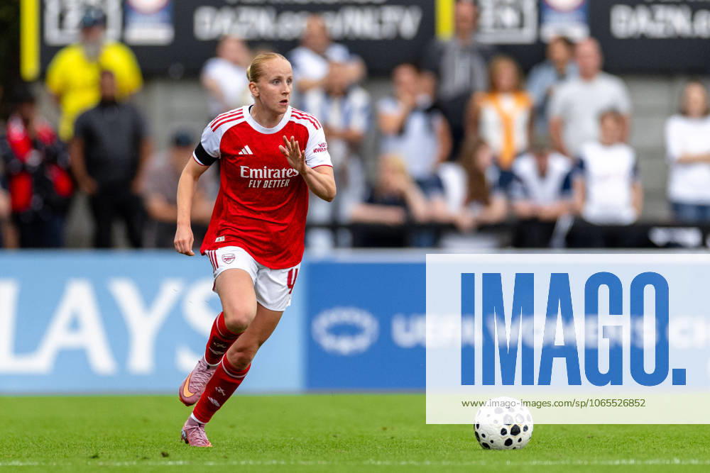 London, England, August 23rd, 2025 Sophie Harwood in action during the preaseason friendly game between Arsenal Women and Tottenham Hotspur Women at Meadow Park in London, England (Unnati Naidu SPP)
