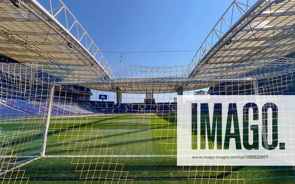 Portugal, Porto, 2025 08 24 3 Matchday Liga Portugal Betclic, FC Porto Casa Pia AC v l , interior view Estadio do Dragao, goal view