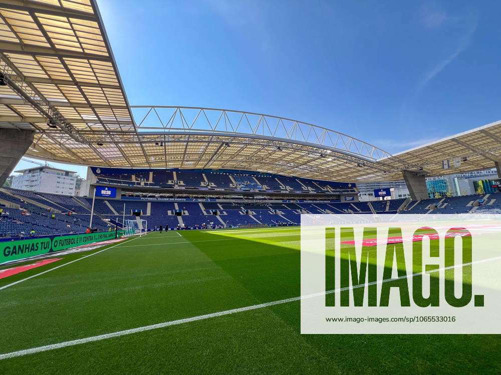 Portugal, Porto, 2025 08 24 3 Matchday Liga Portugal Betclic, FC Porto Casa Pia AC v l , Interior view Estadio do Dragao, Main Stand