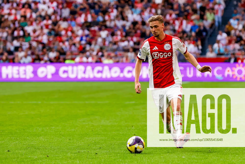 Eredivisie: AFC Ajax Amsterdam v Heracles Almelo Amsterdam - Kenneth Taylor of AFC Ajax Amsterdam during the third round of the 2025 2026 Eredivisie season. The match is set between AFC Ajax Amsterdam and Heracles Almelo at Johan Cruijff ArenA on 24 August 2025 in Amsterdam, The Netherlands. (VK Sportphoto Raymond Smit)