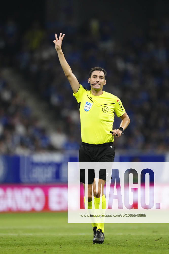 Real Oviedo v Real Madrid CF - LaLiga EA Sports Referee Ricardo De Burgos Bengoetxea during the La Liga EA Sports match between Real Oviedo and Real Madrid CF at Carlos Tartiere on August 24, 2025 in Oviedo, Spain. Oviedo Spain