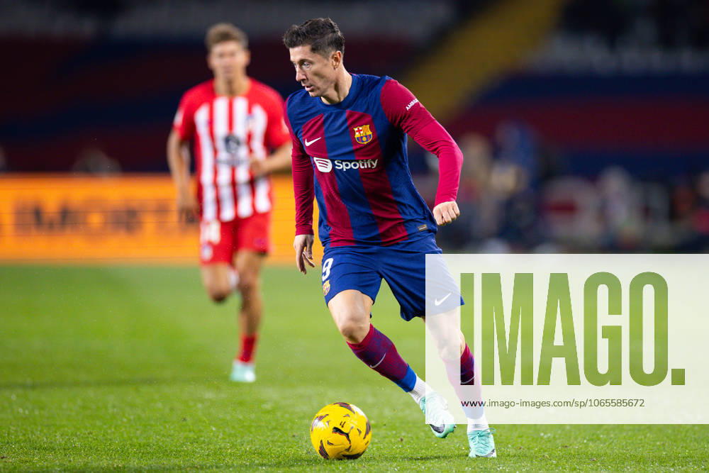 FC Barcelona, Barca v Atletico de Madrid: LaLiga BARCELONA, SPAIN - DEC 3: Robert Lewandowski of FC Barcelona in action during the Spanish La Liga league football match between FC Barcelona vs Atletico de Madrid at the Lluis Companys stadium in Barcelona, Spain on December 3, 2023. Catalonia Spain. Editorial use only. Please get in touch for any other usage.