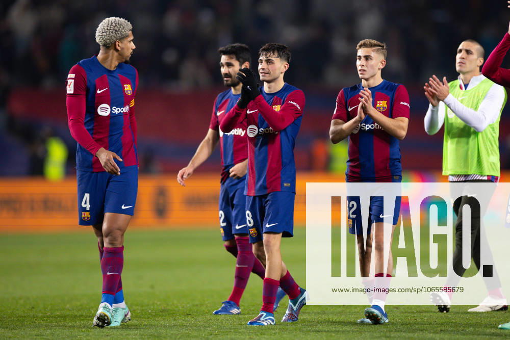 FC Barcelona, Barca v Atletico de Madrid: LaLiga BARCELONA, SPAIN - DEC 3: Players of FC Barcelona during the Spanish La Liga league football match between FC Barcelona vs Atletico de Madrid at the Lluis Companys stadium in Barcelona, Spain on December 3, 2023. Catalonia Spain. Editorial use only. Please get in touch for any other usage.