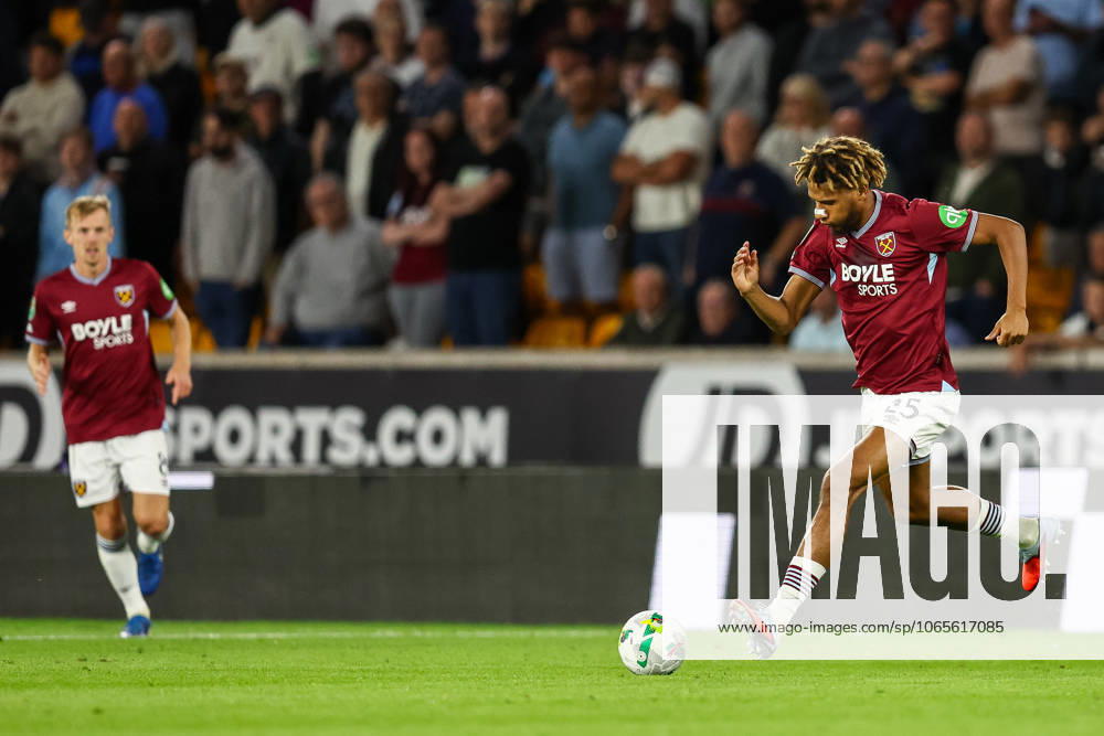 Wolverhampton Wanderers v West Ham United - Carabao Cup Second Round Jean-Clair Todibo of West Ham is in action with the ball during the Carabao Cup match between Wolverhampton Wanderers and West Ham United at Molineux in Wolverhampton, United Kingdom, on August 26, 2025. Wolverhampton West Midlands United Kingdom
