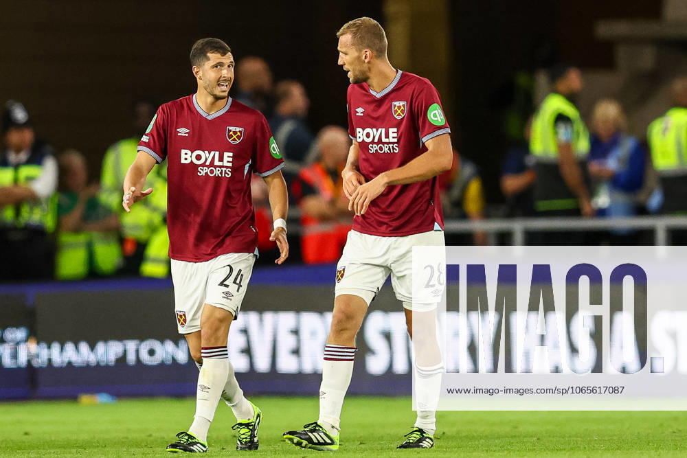 Wolverhampton Wanderers v West Ham United - Carabao Cup Second Round West Ham s goalscorer, Tomas Soucek, chats with Guido Rodrigues as they head back to restart play during the Carabao Cup match between Wolverhampton Wanderers and West Ham United at Molineux in Wolverhampton, United Kingdom, on August 26, 2025. Wolverhampton West Midlands United Kingdom
