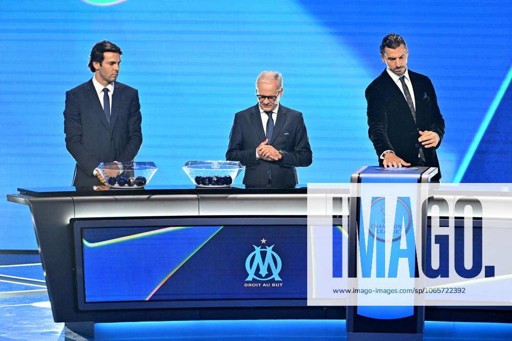 Kaka, Giorgio Marchetti, le secrétaire général de l UEFA, et Zlatan Ibrahimovic durant le tirage au sort de la phase de ligue de la Champions League 2025 - 2026, au Grimaldi Forum à Monaco, le 28 août 2025 Bruno Bebert Bestimage Draw for the group stage of the 2025–2026 UEFA Champions League at the Grimaldi Forum in Monaco on august 28th 2025 Monaco Monaco