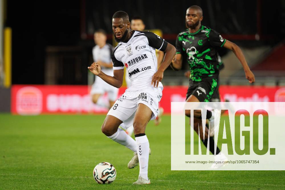 STVV s Abdoulaye Sissako pictured in action during a soccer match between Cercle Brugge K.S.V. and Sint-Truidense V.V., Friday 29 August 2025 in Brugge, on day 6 of the 2025-2026 Jupiler Pro League first division of the Belgian championship. KURTxDESPLENTER x132771509x