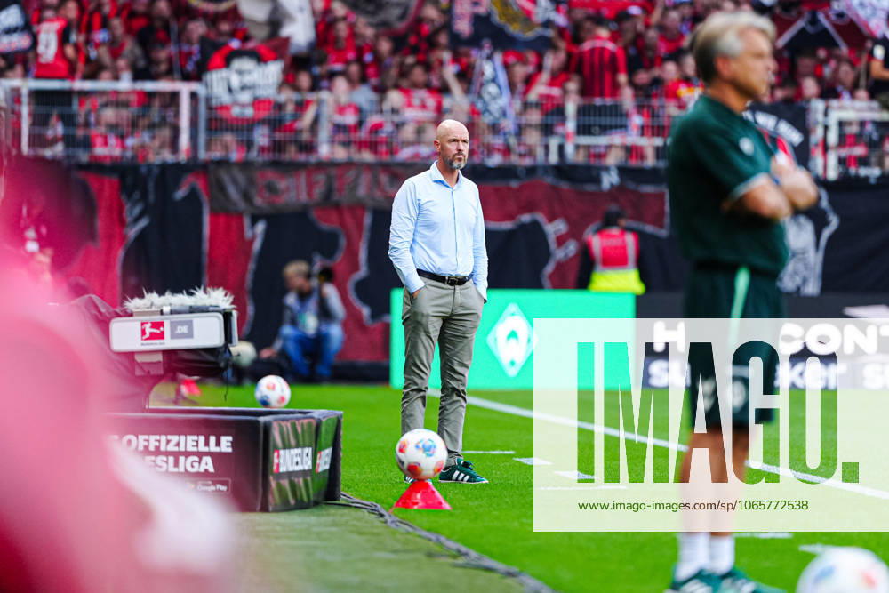 Erik ten Hag Bayer 04 Leverkusen, Coach GER, SV Werder Bremen vs Bayer 04 Leverkusen, Football, Bundesliga, Matchday 2, Season 2025 2026, 30 08 2025 DFL REGULATIONS PROHIBIT ANY USE OF PHOTOGRAPHS AS IMAGE SEQUENCES AND OR QUASI VIDEO GER, SV Werder Bremen vs Bayer 04 Leverkusen, Football, Bundesliga, Matchday 2, Season 2025 2026, 30 08 2025 Bremen