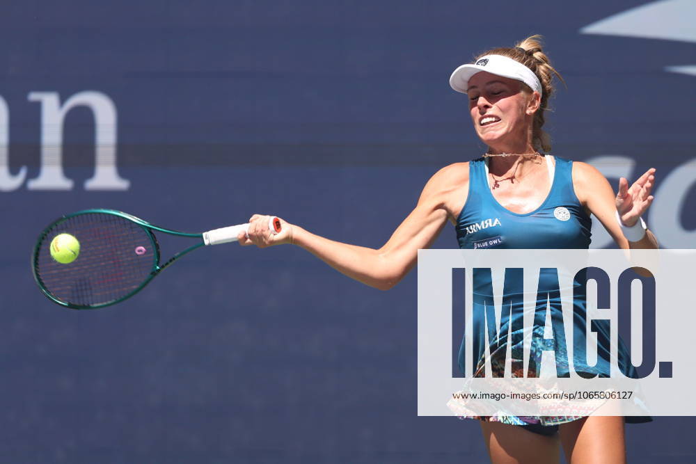TENIS US OPEN 2025 30082025 N Z MAGDALENA FRECH W MECZU TRZECIEJ RUNDY NA TURNIEJU WIELKIEGO SZLEMA US OPEN 2025 MARCIN CHOLEWINSKI NEWSPIX.PL TENNIS US OPEN 2025 30082025 MAGDALENA FRECH OF POLAND DURING THE MATCH IN THE THIRD ROUND NEWSPIX.PL --- newspix.pl POLAND OUT!